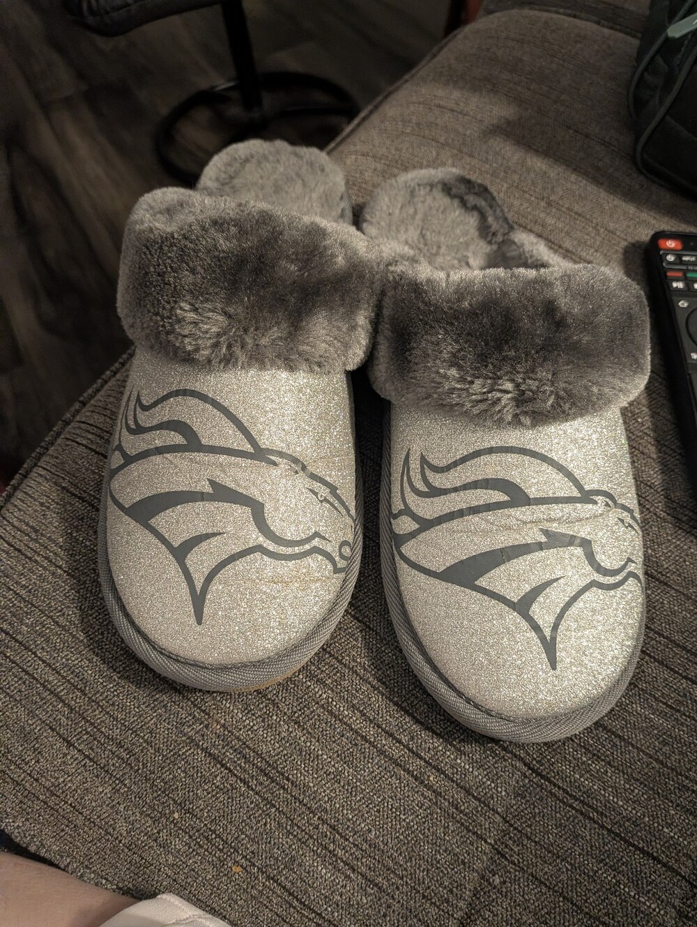 NFL Denver Broncos Fuzzy Clog Slippers - Gray Glitter. Size 8/9 Women's